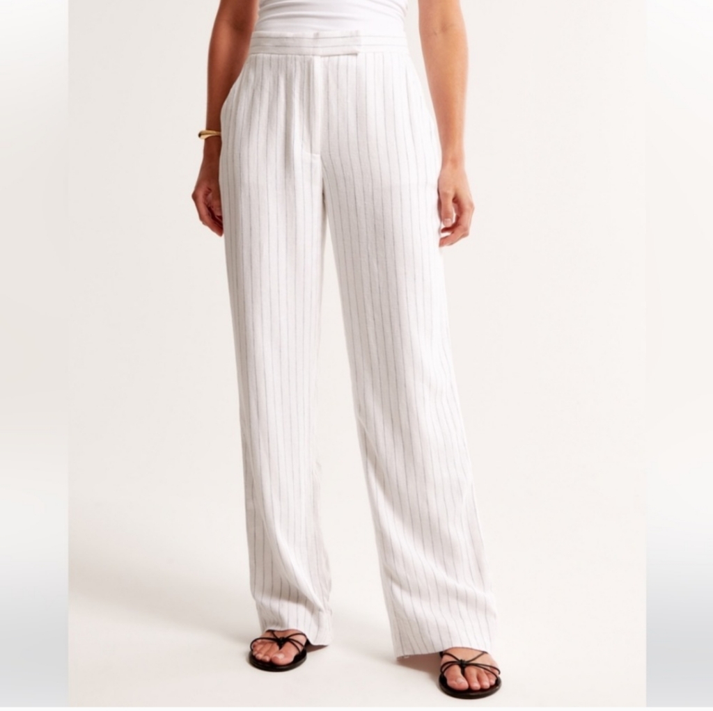Abercrombie & Fitch White Striped Pants